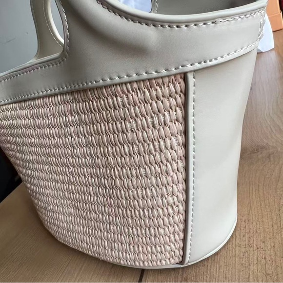 Marni Cream Straw Tote with Brown Logo Stitching - Picture 5 of 6